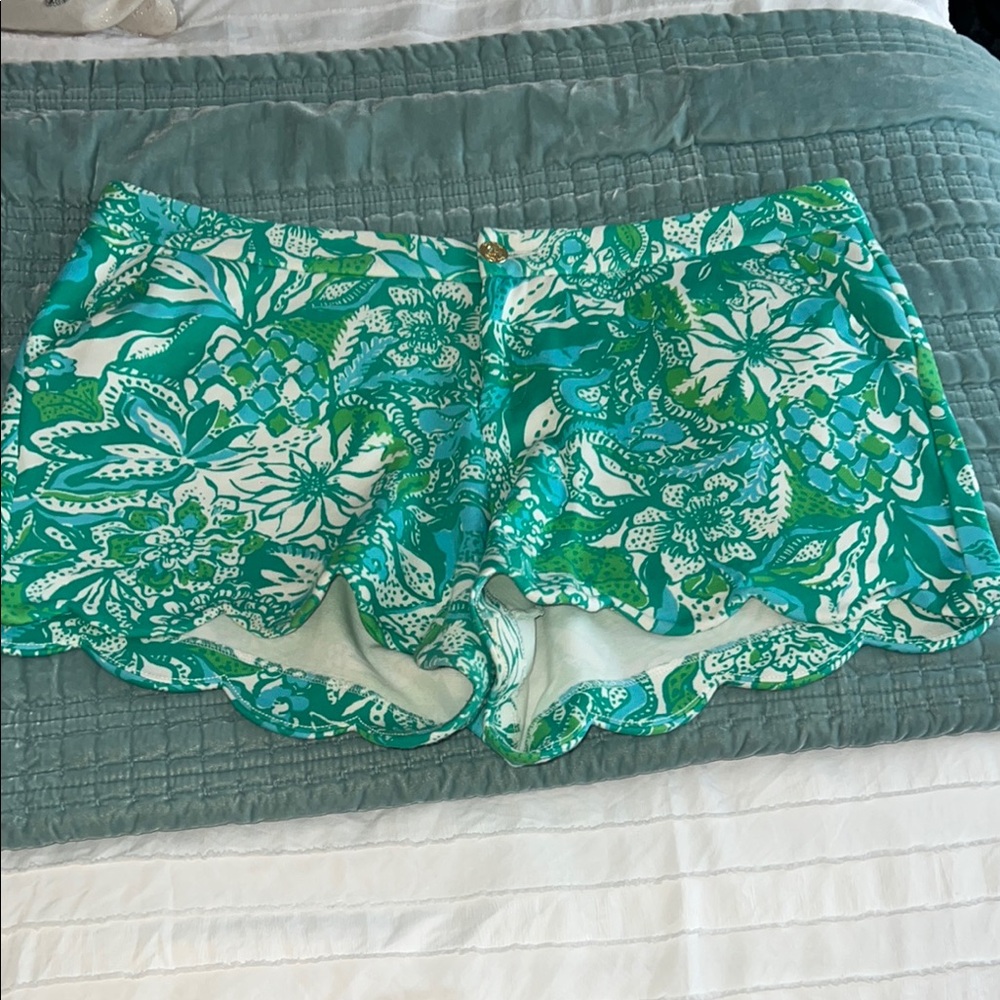 Lilly Pulitzer High Waist Green and White Tropical Shorts